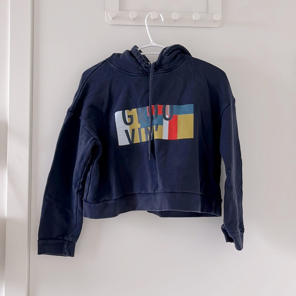 Cropped navy blue hoodie💙